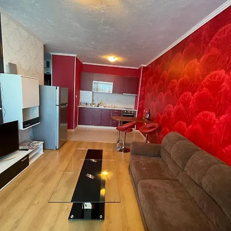 Gallery B Апартамент