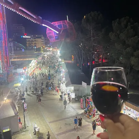 Gallery B Апартамент